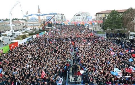 AK Parti Sivas mitingi Cumhurbaşkanı Erdoğandan Özgür Özele bedelli askerlik tepkisi Zihniyet bozukluğunun işareti